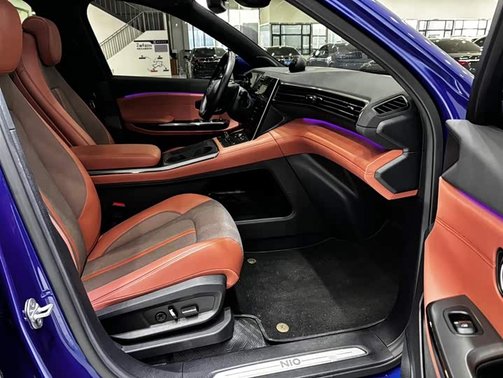 Фото 4 - Nio EC6