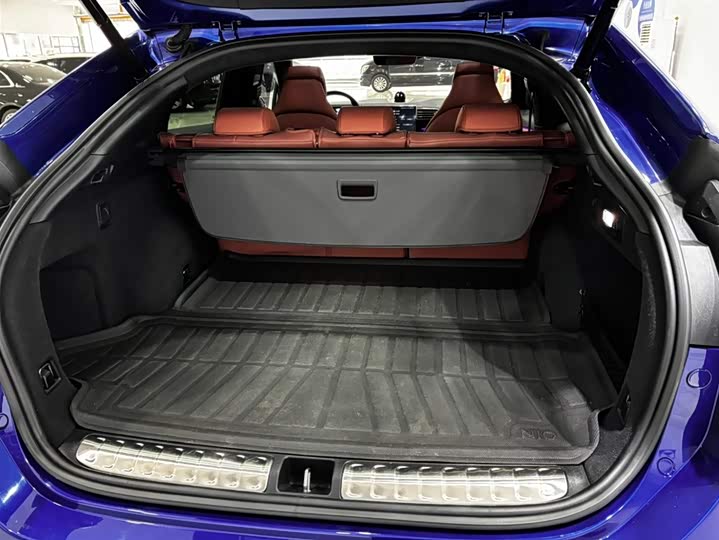 Фото 6 - Nio EC6