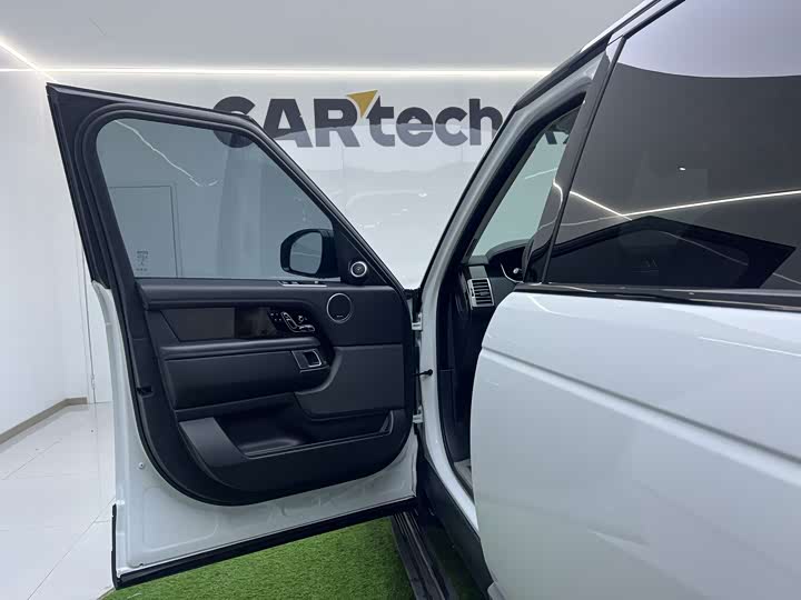 Фото 9 - Land Rover Range Rover