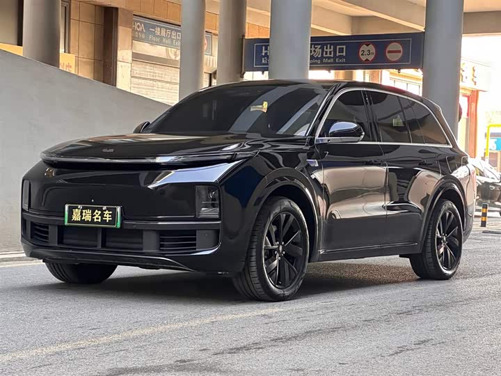 Фото 1 - LiXiang L8