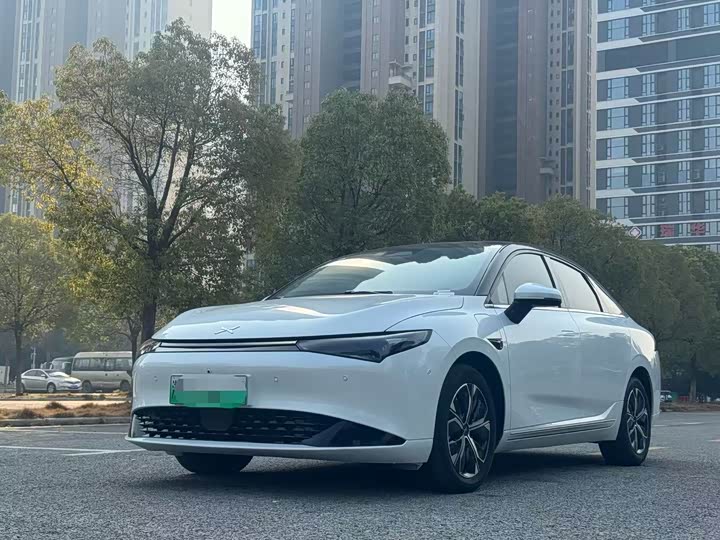 Фото 1 - XPeng P5