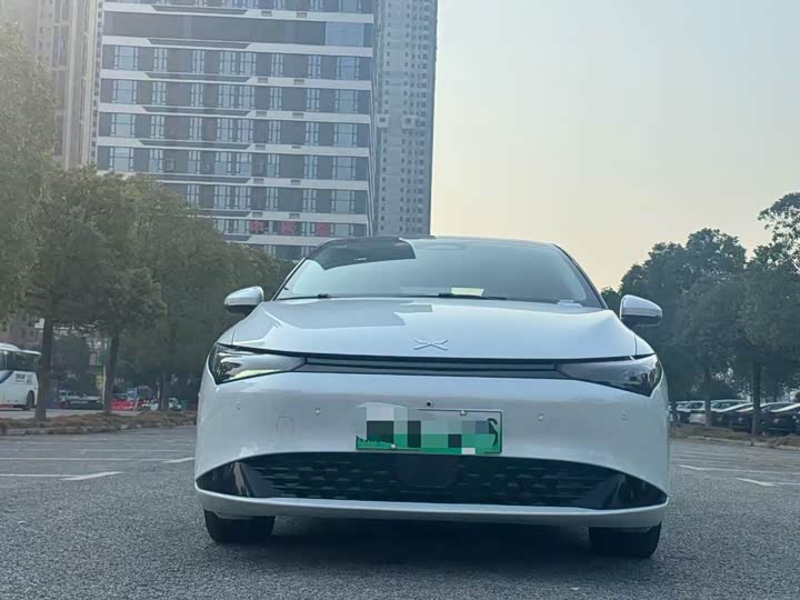 Фото 2 - XPeng P5