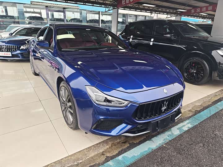Фото 3 - Maserati Ghibli