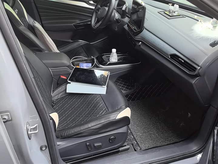 Фото 8 - Volkswagen ID.4 Crozz