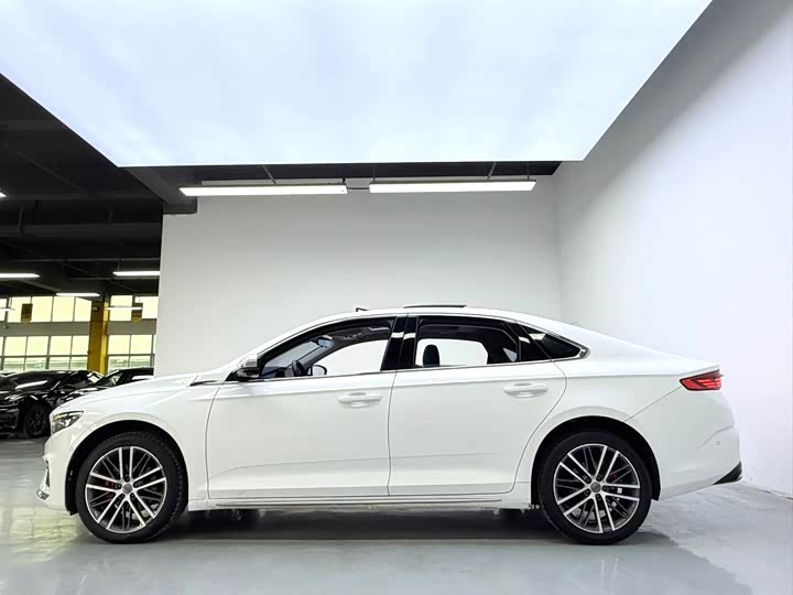 Photo 6 - Geely Preface