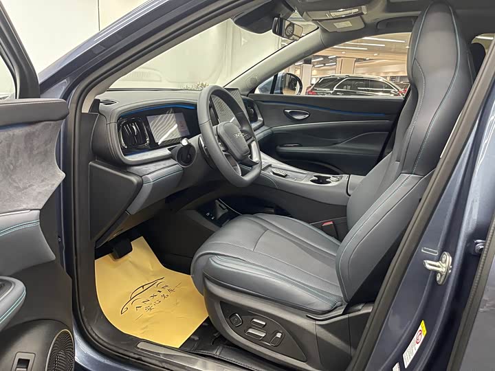 Фото 7 - BYD Sea Lion 07 DM-i Hybrid