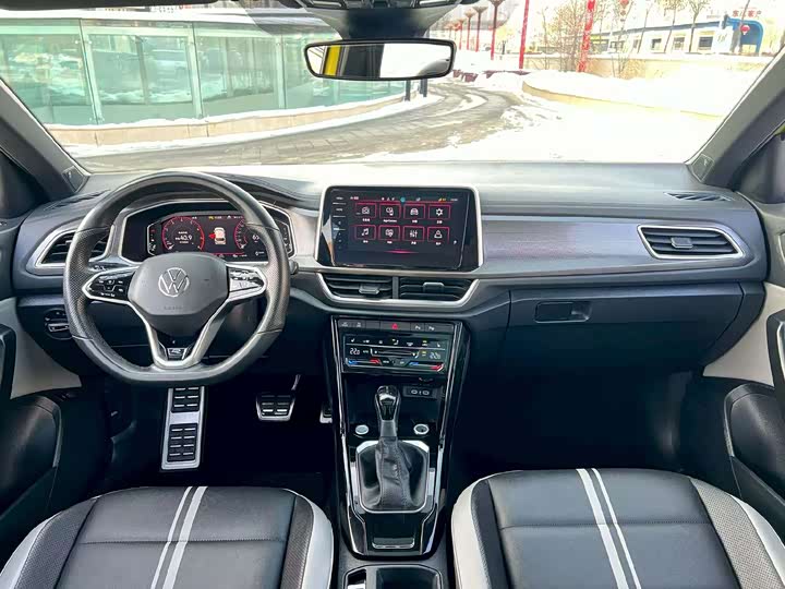 Фото 5 - Volkswagen T-Roc