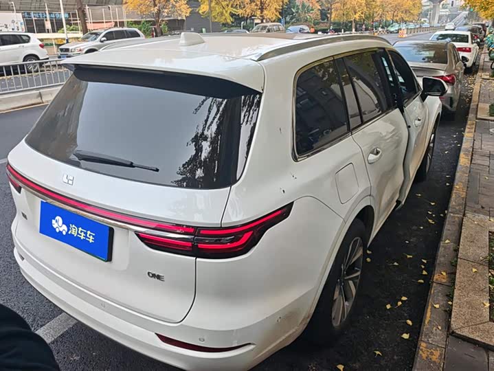 Фото 3 - LiXiang One