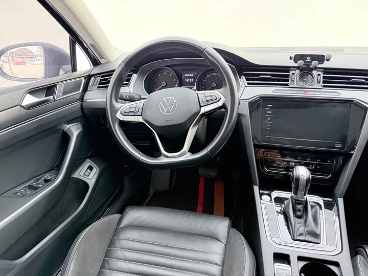 Фото 8 - Volkswagen Magotan