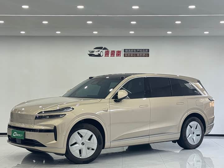 Фото 1 - Nio Onvo L90