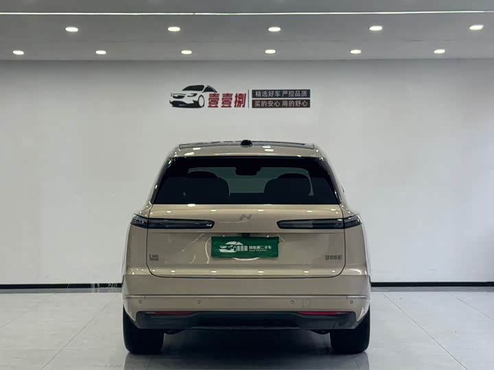 Фото 3 - Nio Onvo L90