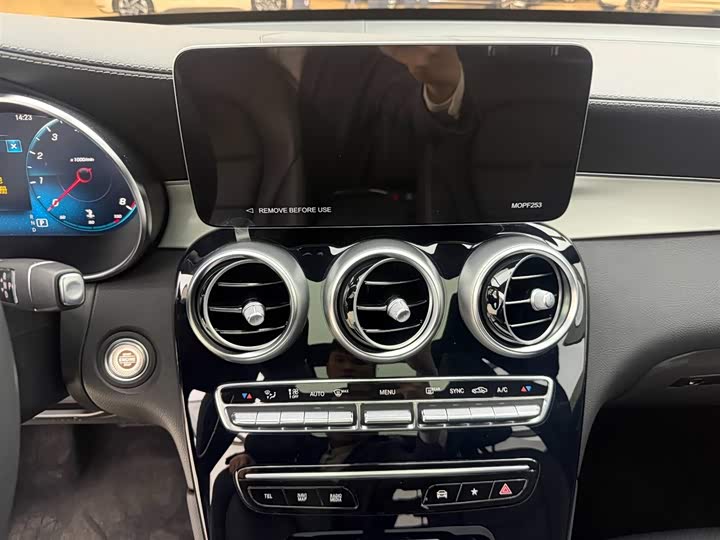 Фото 9 - Mercedes-Benz GLC-Class