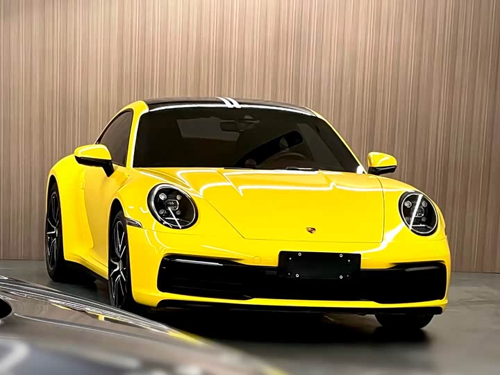 Фото 4 - Porsche 911