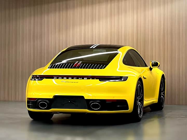 Фото 6 - Porsche 911