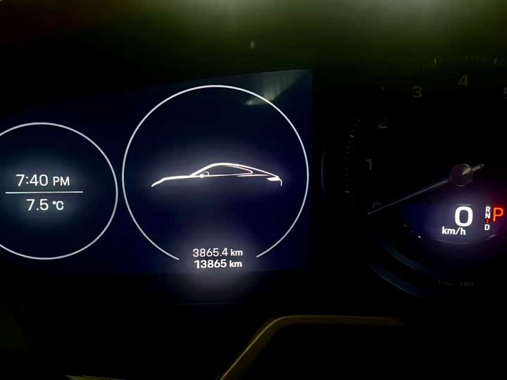 Фото 8 - Porsche 911