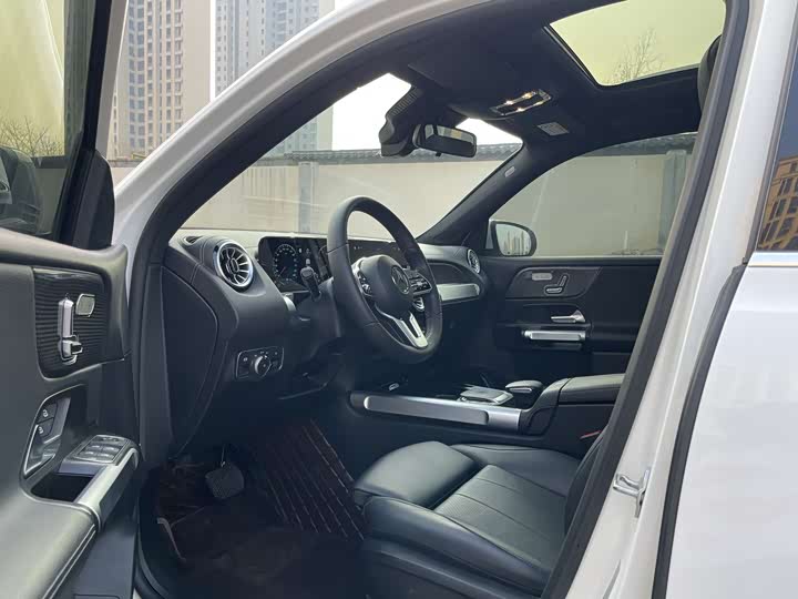 Фото 5 - Mercedes-Benz GLB-Class