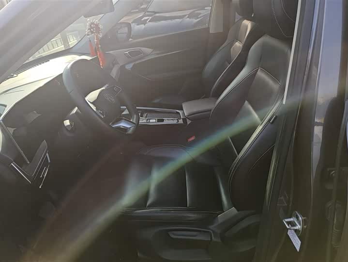 Фото 9 - MG Motor One