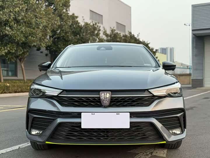 Фото 2 - Roewe i5