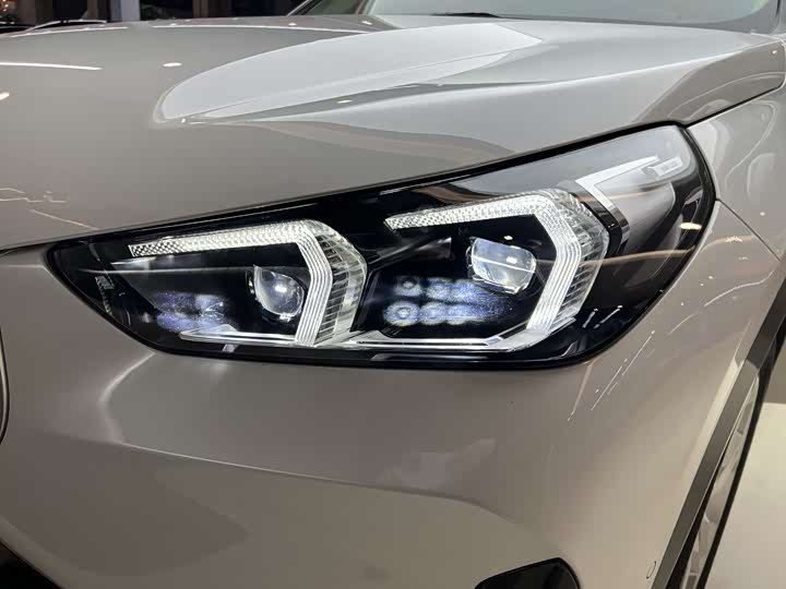 Фото 5 - BMW iX1