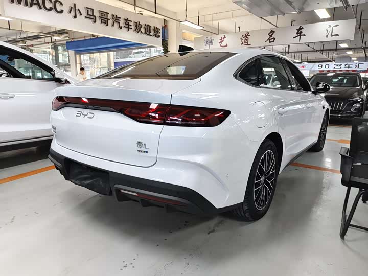 Фото 4 - BYD Qin L