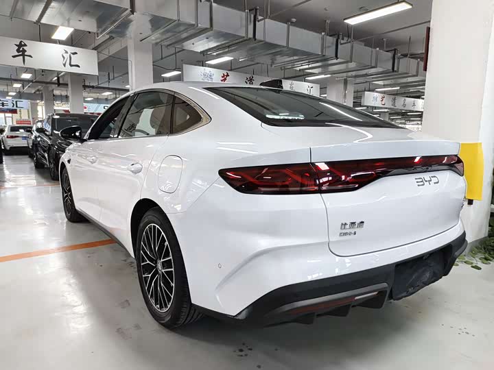 Фото 6 - BYD Qin L