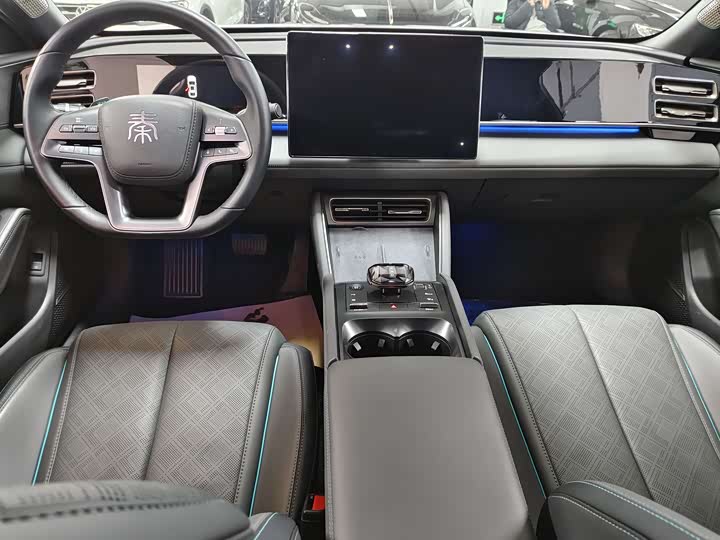 Фото 9 - BYD Qin L