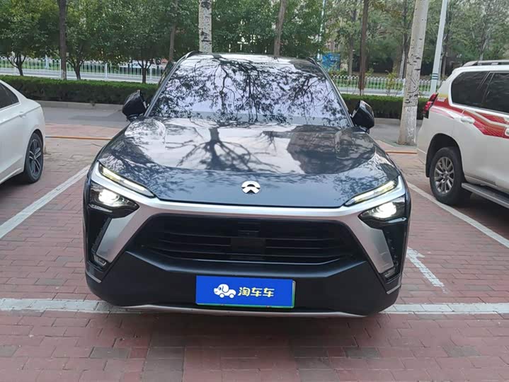 Фото 2 - Nio ES8