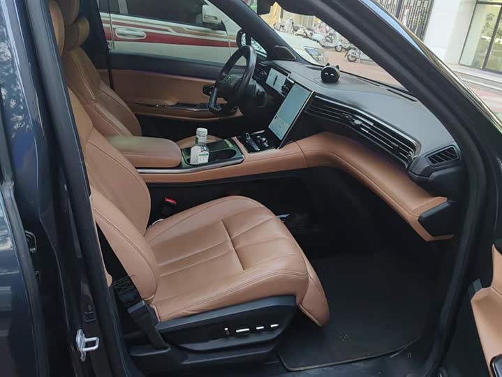 Фото 8 - Nio ES8