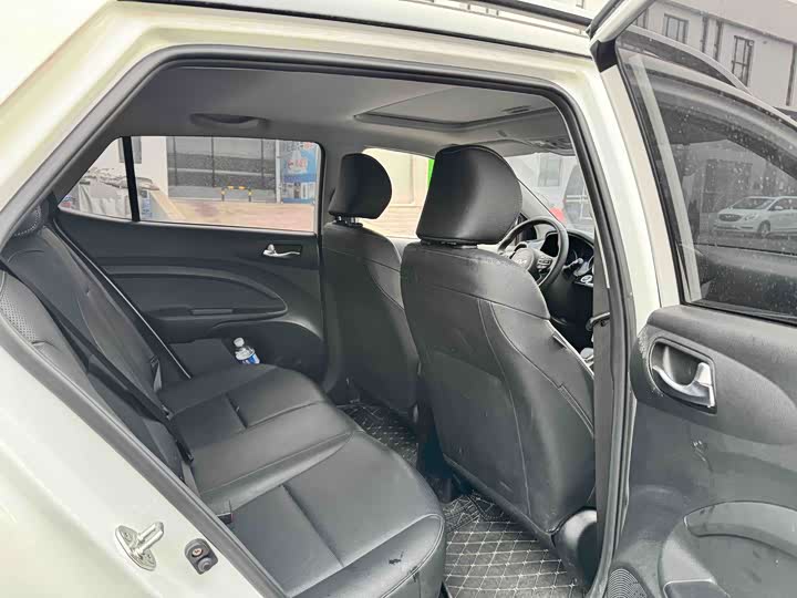 Фото 9 - Kia KX1