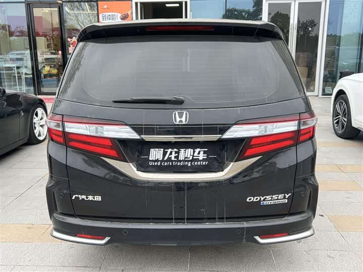 Фото 7 - Honda Odyssey