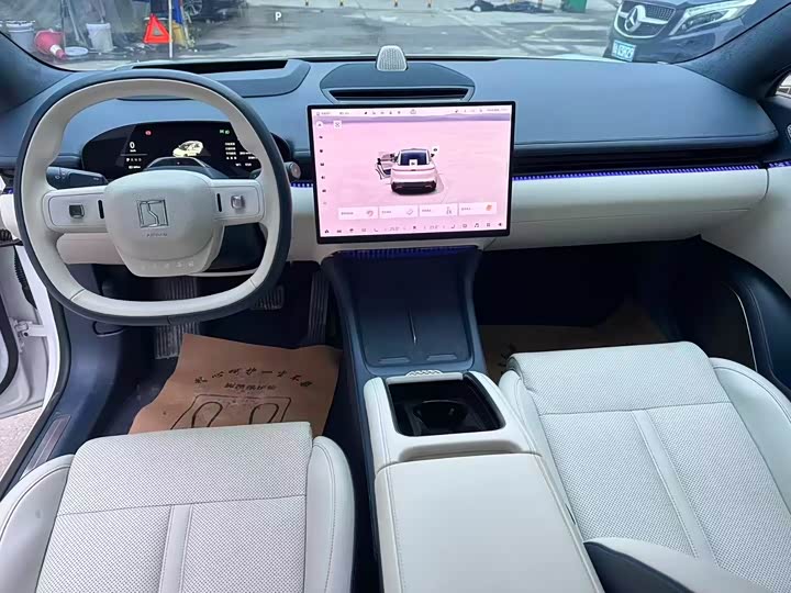 Фото 4 - Zeekr 007