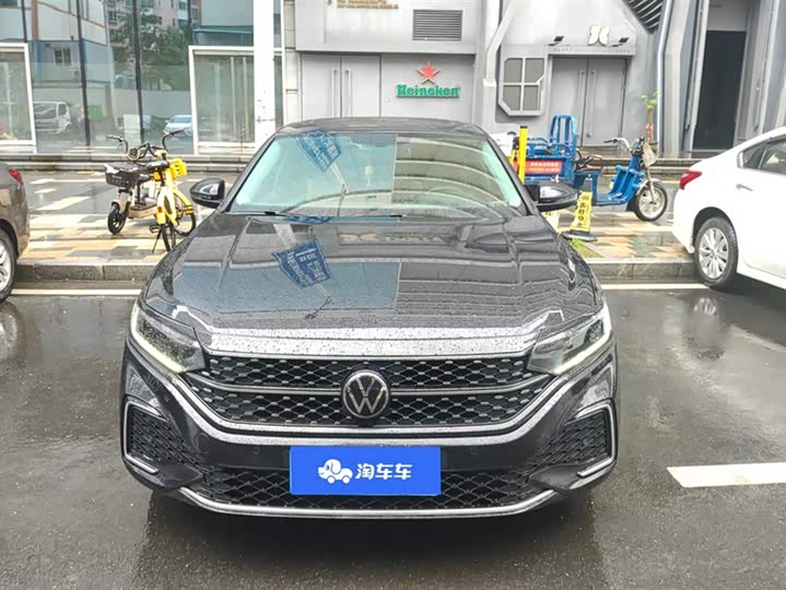 Фото 2 - Volkswagen Passat