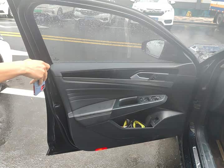 Фото 7 - Volkswagen Passat