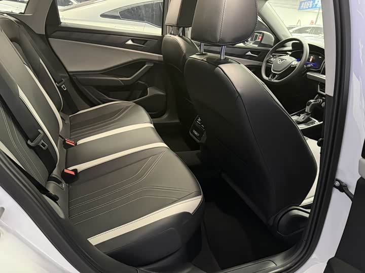 Фото 8 - Jetta VA7