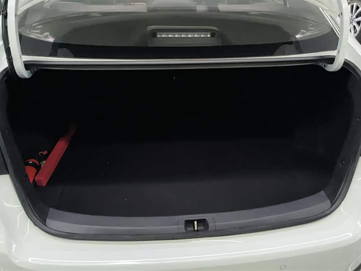 Фото 4 - Toyota Allion