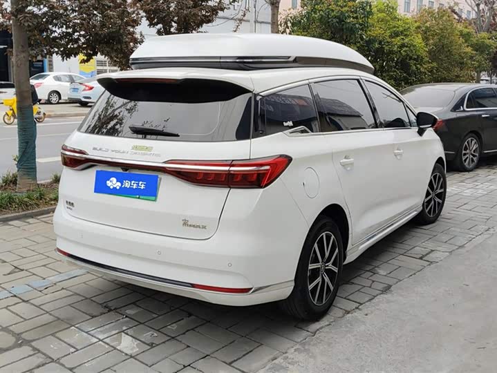 Фото 3 - BYD Song Max Hybrid