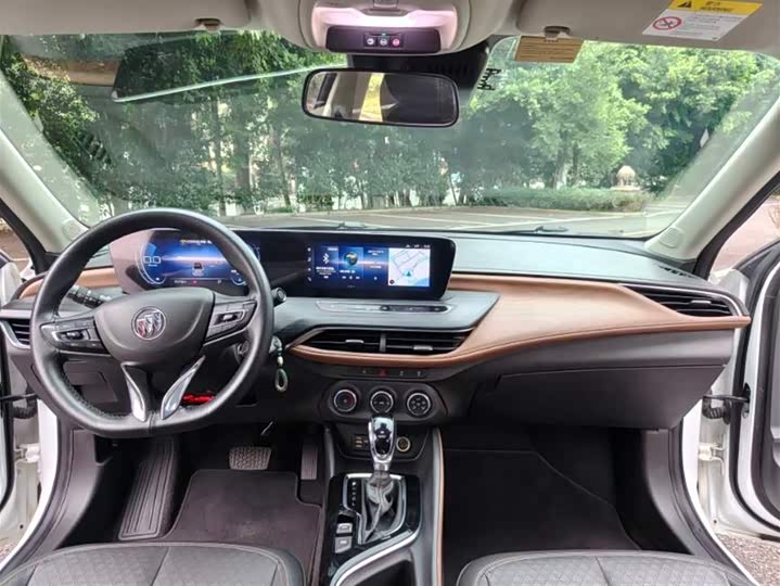 Фото 9 - Buick Verano