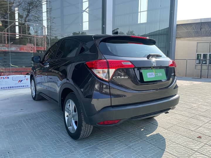 Фото 6 - Honda Vezel