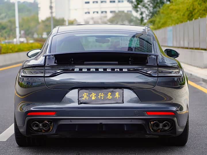 Фото 5 - Porsche Panamera