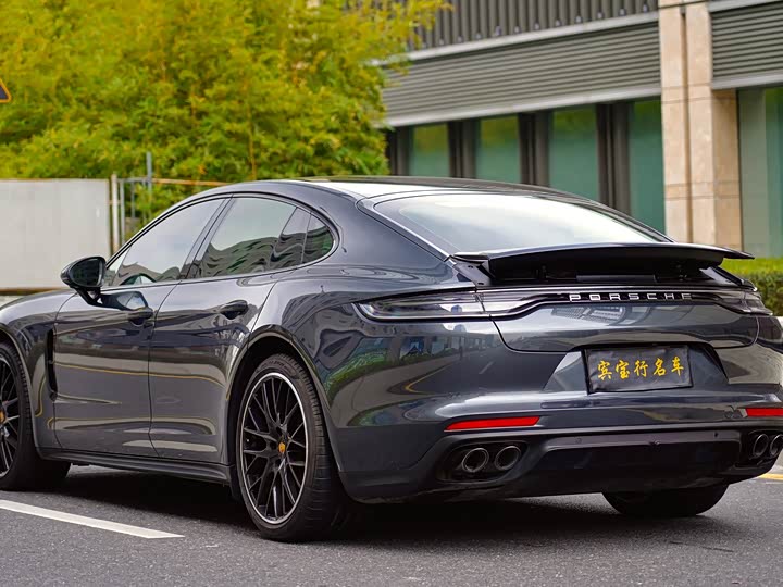 Фото 6 - Porsche Panamera