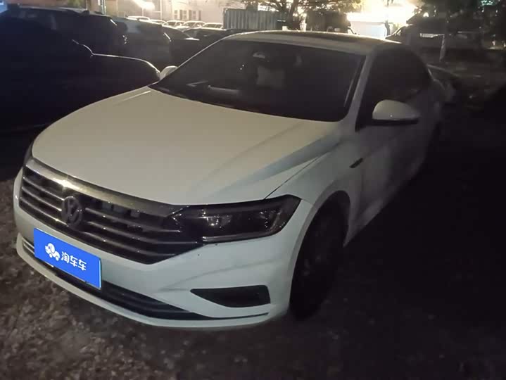 Фото 1 - Volkswagen Sagitar L