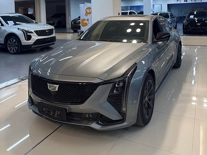 Фото 1 - Cadillac CT5