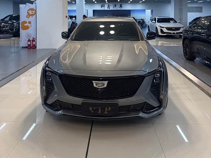 Фото 2 - Cadillac CT5