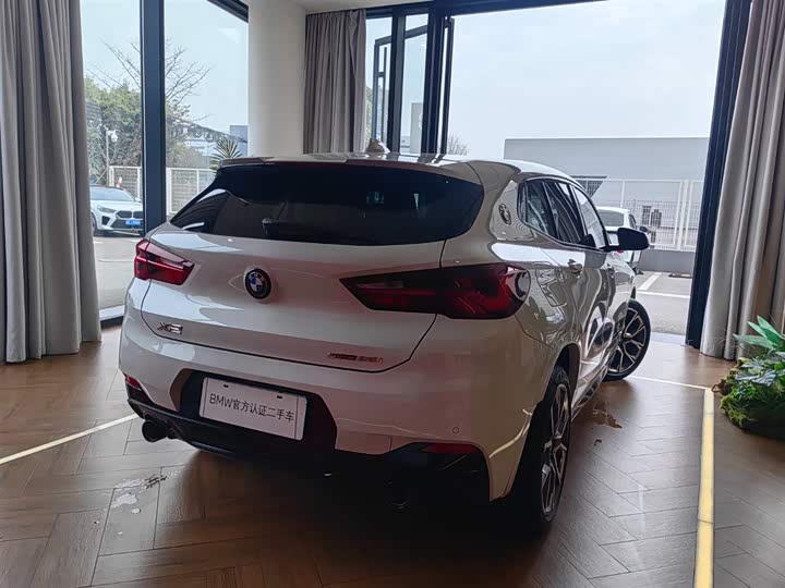 Фото 4 - BMW X2