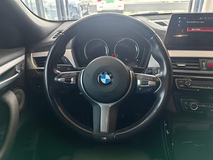 Фото 9 - BMW X2