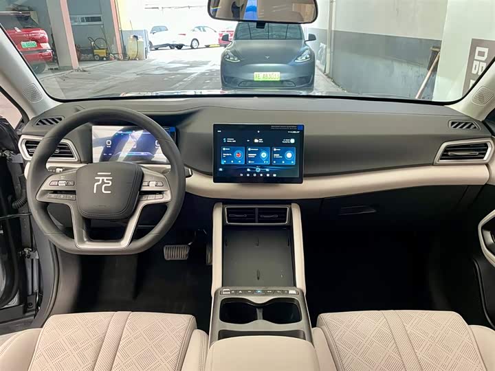 Фото 9 - BYD Yuan Up