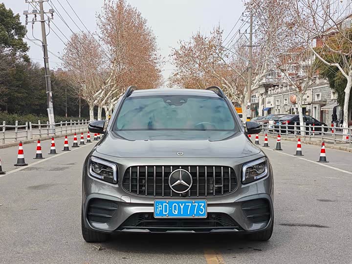 Фото 2 - Mercedes-Benz GLB-Class AMG