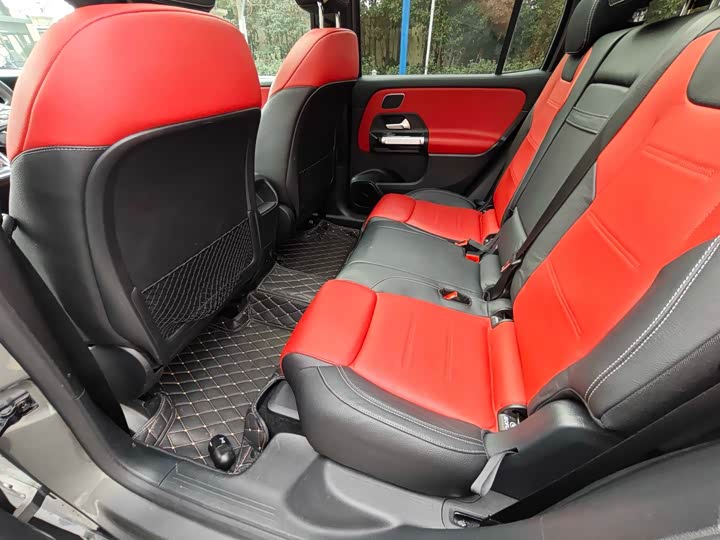 Фото 5 - Mercedes-Benz GLB-Class AMG