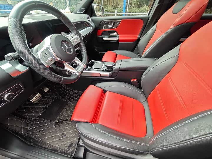 Фото 6 - Mercedes-Benz GLB-Class AMG