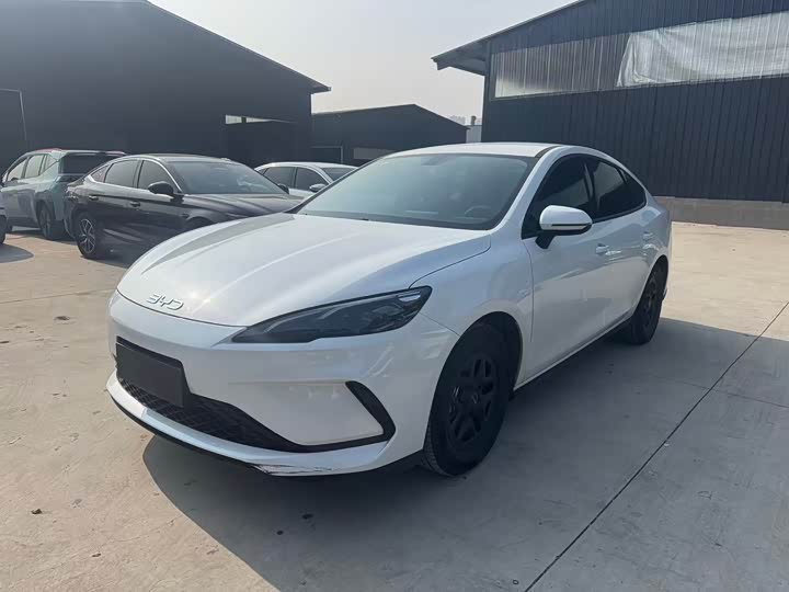 Фото 1 - BYD Seal 05 DM-i Hybrid